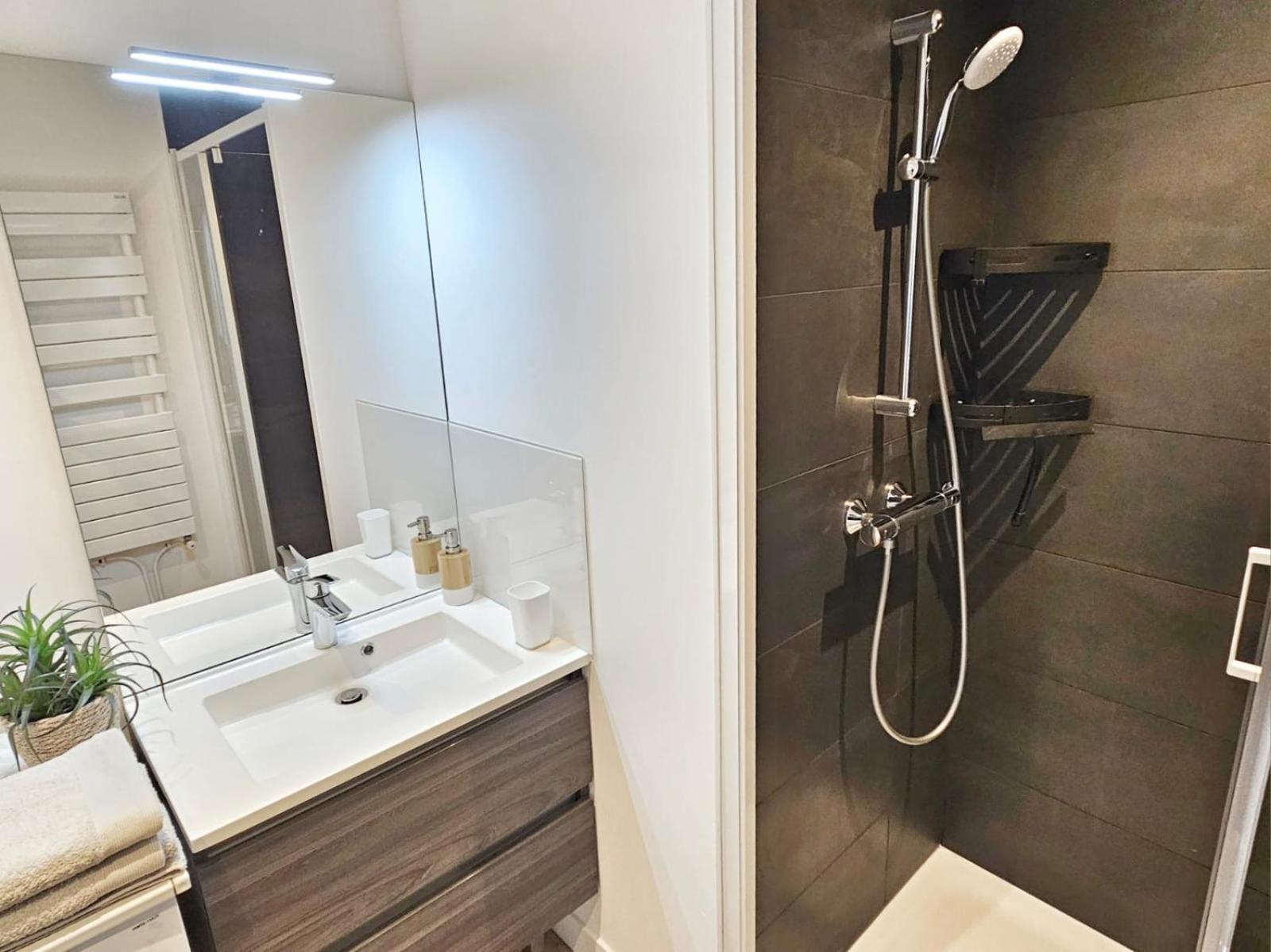 T2 Design Proche Gare/Intra-M/Sillon, Garage Prive Apartment Сен Мало Екстериор снимка